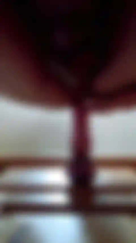 Pov-fantasie-schwanzreiten regnet sperma auf dein gesicht.