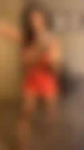 Hallo, ich brauchte gesellschaft. Ich werde versuchen, hier regelmäßig videos hochzuladen!.. Und möchte mit meinem neuen publikum in kontakt bleiben. Hinterlasse dir etwas zum schmunzeln. Schau dir gerne meine videos an.