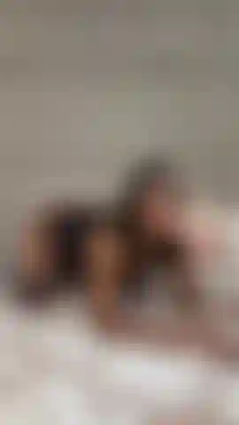 Look at how this cock absorbs my deep throat 👄