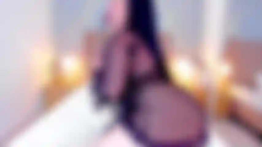 Die dir diesen fetten, saftigen arsch ins gesicht schlägt, du liebst es ...