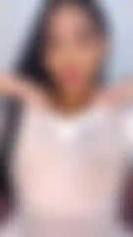 Look how wet are my tits