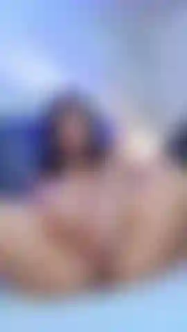 My pussy is too wet and wanting your milk