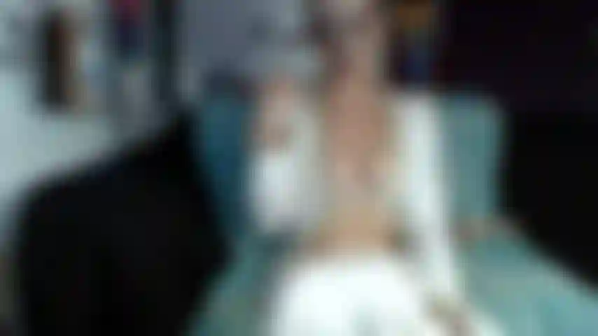 Wikinger-halloween-make-up, sieh mir zu, wie ich meinen dildo ficke.