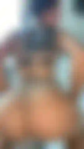 Reiße meine strumpfhose durch und ficke mich selbst.