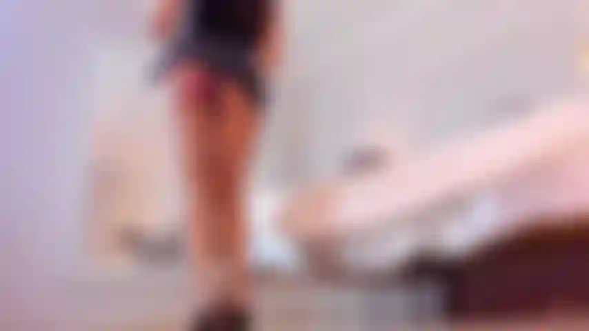 Und lasse meine unterwäsche herunter.