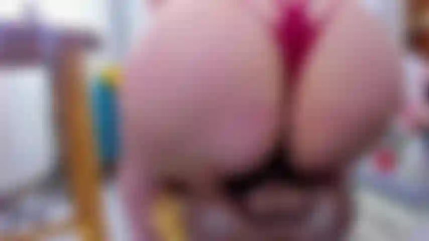 Und reite gerne deinen reichen, dicken schwanz.