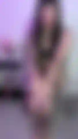 Verehre füße in netzstrümpfen.