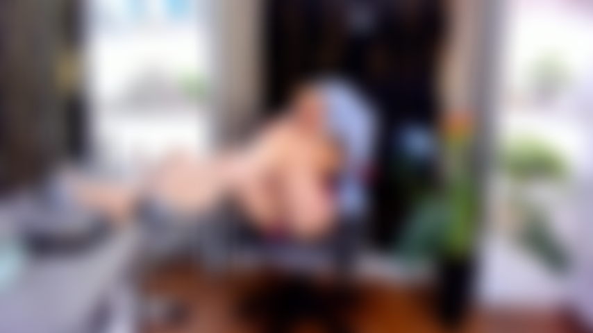 Ich bin eine sehr heiße milf, die spritzen möchte.