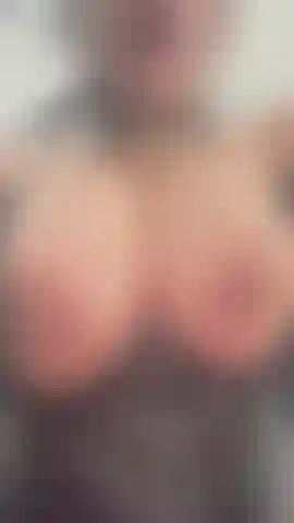 Juicy dangling tits!!