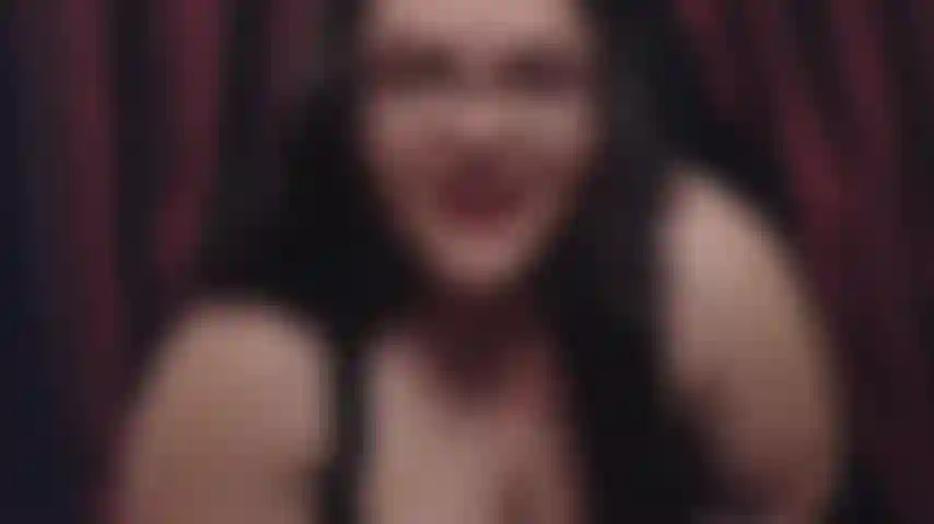 Verehre meinen großen schönen arsch.