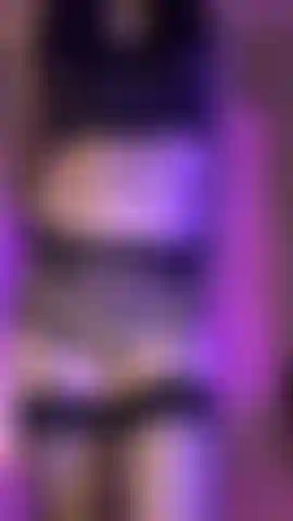 Probiere cheetah-höschen an.