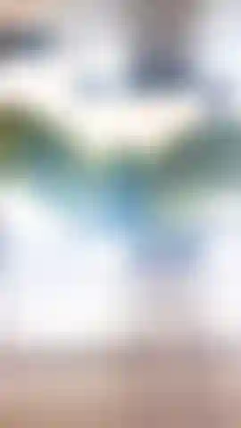 Hocke dir ins gesicht ... Finde den nassen fleck ;).