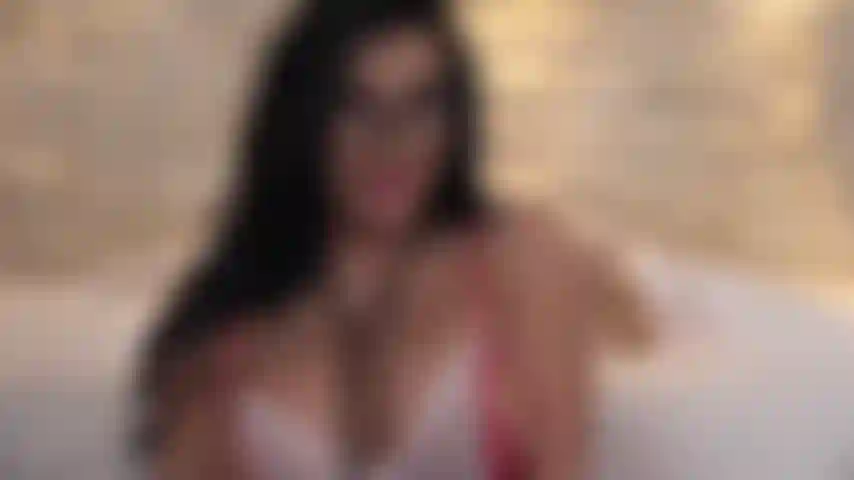 Höre auf meinen herzschlag und biete mir die behandlung an, die ich heute dringend brauche, doktor!