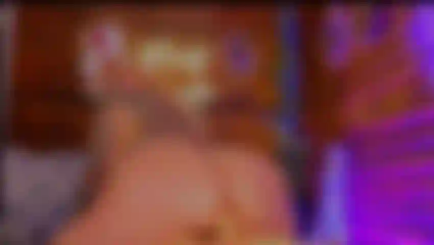 Bunny reitet analtorso 4k.