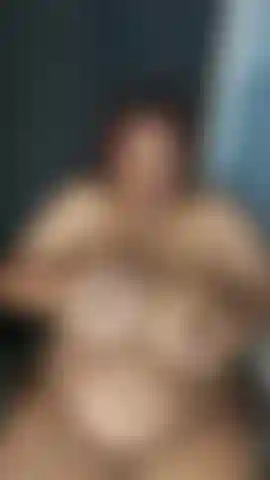 Lass mich dir zeigen, wie du mich erfreuen kannst.