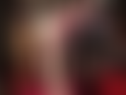 Teil 1/2, viele schichten sexy glänzender strumpfhosen und strümpfe in hautfarbe und weiß ... Lass dich im sexy glänzenden nylonnetz von herrin vivian gefangen nehmen und bete perfekte füße, beine und hintern in nylons an ...