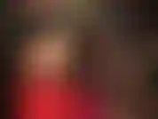 Du würdest es lieben, zwischen diese seidigen nylonschichten zu schlüpfen und über die schenkel der herrin zu spritzen …