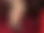 Wundervolle weiche, glänzende, hautfarbene strumpfhosensohlen und zehen, die langsam wackeln.