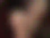 Mein sockenliebender sub wird durch flauschig weiche socken an meinen füßen gereizt. Wenn er meine socken nicht richtig säubert, bekommt er ein paar harte schläge mit meiner reitgerte und dann die wohltuende berührung meiner weichen socken.