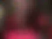 Diese sexy lederpantoletten werden auf deinen wertlosen sklavenschwanz treten.