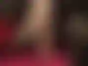 Schuhspiele und baumelnde, fallende schuhe, fuß-teaser.