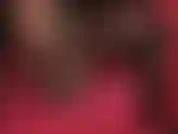 Die netzstrumpfhosen mit naht und pantoletten mit hohen absätzen verehrt – sehen sie in einer sexy beinansicht zu, wie die herrin ihre sexy füße in verschiedene pantolettenpaare schiebt, von niedrigen lederpantoletten bis hin zu hohen plateauschuhen.