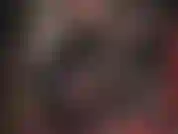 Herrin vivian im engen schwarzen gummi-catsuit. Beten sie ihre latexgöttin in diesem hautengen outfit an.