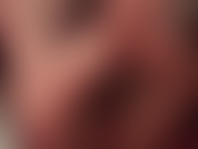 Fußfetisch – nahaufnahme meiner perfekten füße, nackte zehen zum saugen und weiche sohlen zum lecken. Reinige meine nackten füße, sklave.