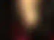 Kurze haare, lange beine, sexy leder und plateauschuhe.