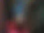 Ein verführerisches blaues latexkleid – dieses kleid bringt die fantastischen kurven, den sexy hintern und das dekolleté von herrin vivian wirklich zur geltung, gepaart mit handschuhen und stiefeln.