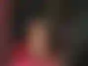 Deine latexgöttin weiß, wie sie mit dir und deinem schwanz spielen muss ... Lange beine in strumpfhosen, sexy dekolleté in latex, perfekter hintern und ein lächeln, dem du einfach nicht widerstehen kannst.