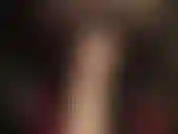 Enges spandex, overknee-stiefel und ein riesiger weißer schwanz – in diesem heißen catsuit lässt die herrin sie ihren tollen hintern anbeten, wobei der harnischgurt ihre pobacken betont und der schwanz direkt vor ihrem gesicht baumelt.