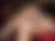 Oh, sexy hautfarbene nahtstrümpfe und strumpfhalter über strumpfhosen – die herrin kennt ihre schwäche für hauchdünne nylons. Genießen sie hauchdünne hautfarbene strümpfe und strumpfhalter über glänzenden strümpfen für die perfekte anbetung von arsch und bein.