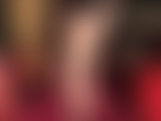 Footjob von hinten – genieße meine füße und meinen hintern gleichzeitig, während du mit nackten füßen einen dildo neckst.
