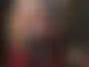 Overknee-stiefel, schwarze strumpfhosen, ein pvc-tanga-body und ein großer schwanz, den du anbeten kannst. Herrin, die alle fetisch-herzenswünsche in einem vereint.