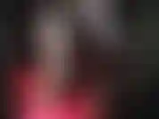 Ein massiver schwarzer strapon und fußfetisch in glänzenden weißen strumpfhosen – du liebst füße und einen riesigen schwanz. Die herrin gibt dir ein gutes, hartes pegging, während du meine nylonfüße verehrst.