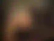 Komm und verehre den perfekten körper deiner herrin. Die herrin lockt mit ihren unglaublichen kurven. Knie nieder und akzeptiere deine neue religion.