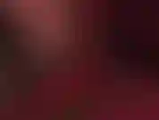 High heels-fetisch – die perfekte kombination aus schwarzen, durchsichtigen strumpfhosen und roten, glänzenden stilettos. Herrin lässt dich jeden zentimeter dieser sexy, glänzenden pumps und beine anbeten.