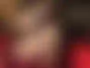 Verehre meinen strumpfhosenarsch und meine fußsohlen gleichzeitig mit einem großen weißen schwanz.