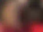 Schöne nahtstrümpfe und strumpfhalter über glänzenden strumpfhosen, gepaart mit sexy dessous, satinhandschuhen und high heels. Verehre meinen perfekten arsch, nylons und meinen großen schwarzen schwanz!