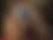 Herrin streichelt ihren bbc in schwarzen, durchsichtigen strumpfhosen und latex.