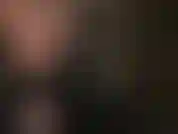 Ein fetisch für lederhandschuhe – ihre ledergöttin versteht ihre liebe zu engen, sexy handschuhen … auf ihrem gesicht, über ihrem mund, an ihrem hals … und auf ihrem ganzen körper.