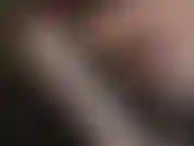 Handjob mit lycra-handschuhen auf einem unbeschnittenen dildo. Die herrin lockt mit ihren weichen spandex-handschuhen das sperma aus deinem unbeschnittenen schwanz.