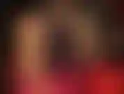 Beinliebhaber werden meine schlanken langen beine in hautfarbenen, durchsichtigen, glänzenden strumpfhosen und sexy pumps genießen.