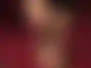 Strumpfhosen-footjob – schwanz und eier mit nylonfüßen necken.