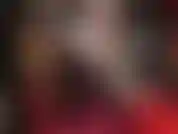 Sexy strumpfhosen-schichtenfetisch (schwarz und weiß) – beginnend mit einem schwarzen paar mit nähten, dann zwei weitere paare für einen blickdichten und glänzenden look, dann weiße strümpfe und weiße glänzende strümpfe. Wow!