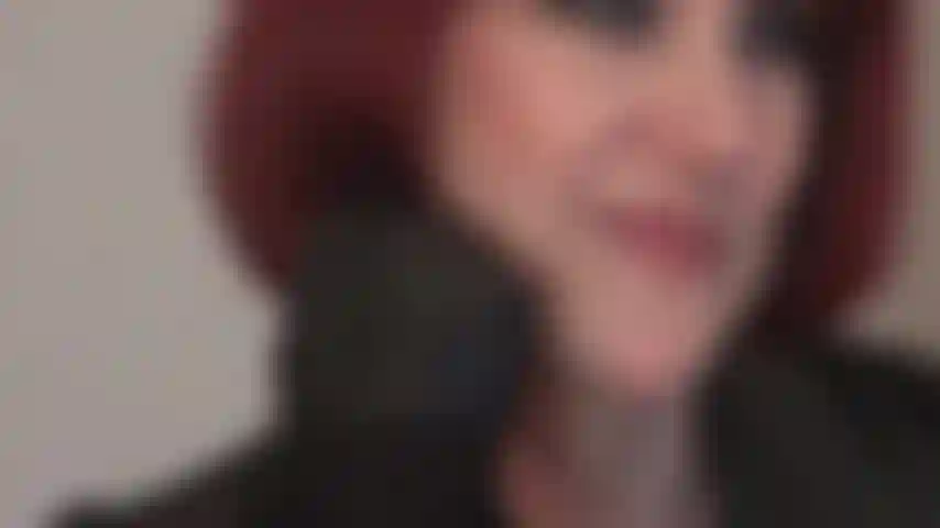 Herrin verlangt dein sperma auf ihren lederhandschuhen. Inklusive countdown zum abspritzen.