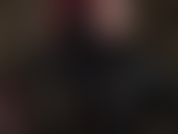 Geben sie ihrem fetisch für glänzende schwarze pvc-handschuhe nach. Die herrin weiß, wie sie sie mit diesen heißen schwarzen vinylhandschuhen necken kann.