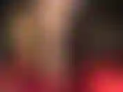 Herrin nutzt deinen fetisch für besonders glänzende strumpfhosen, um dich hart zu machen und dich vor lusttropfen triefen zu lassen, damit sie diesen saft überall auf deinem schwanz und arschloch verteilen kann.