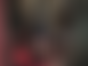 Langsame, sinnliche fetisch-verführung in perfektion in einer latexhaube.